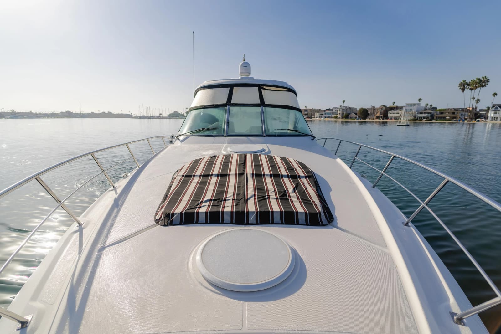 2006 Cruisers Yachts 420 Express - Photo 42