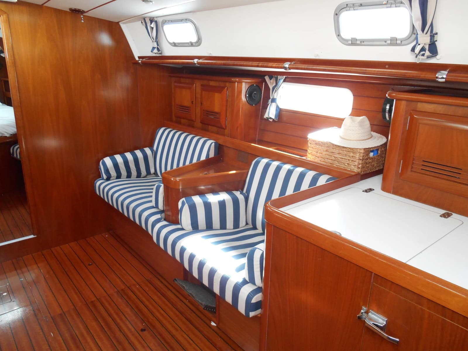 2000 Beneteau Oceanis 50 - Photo 4