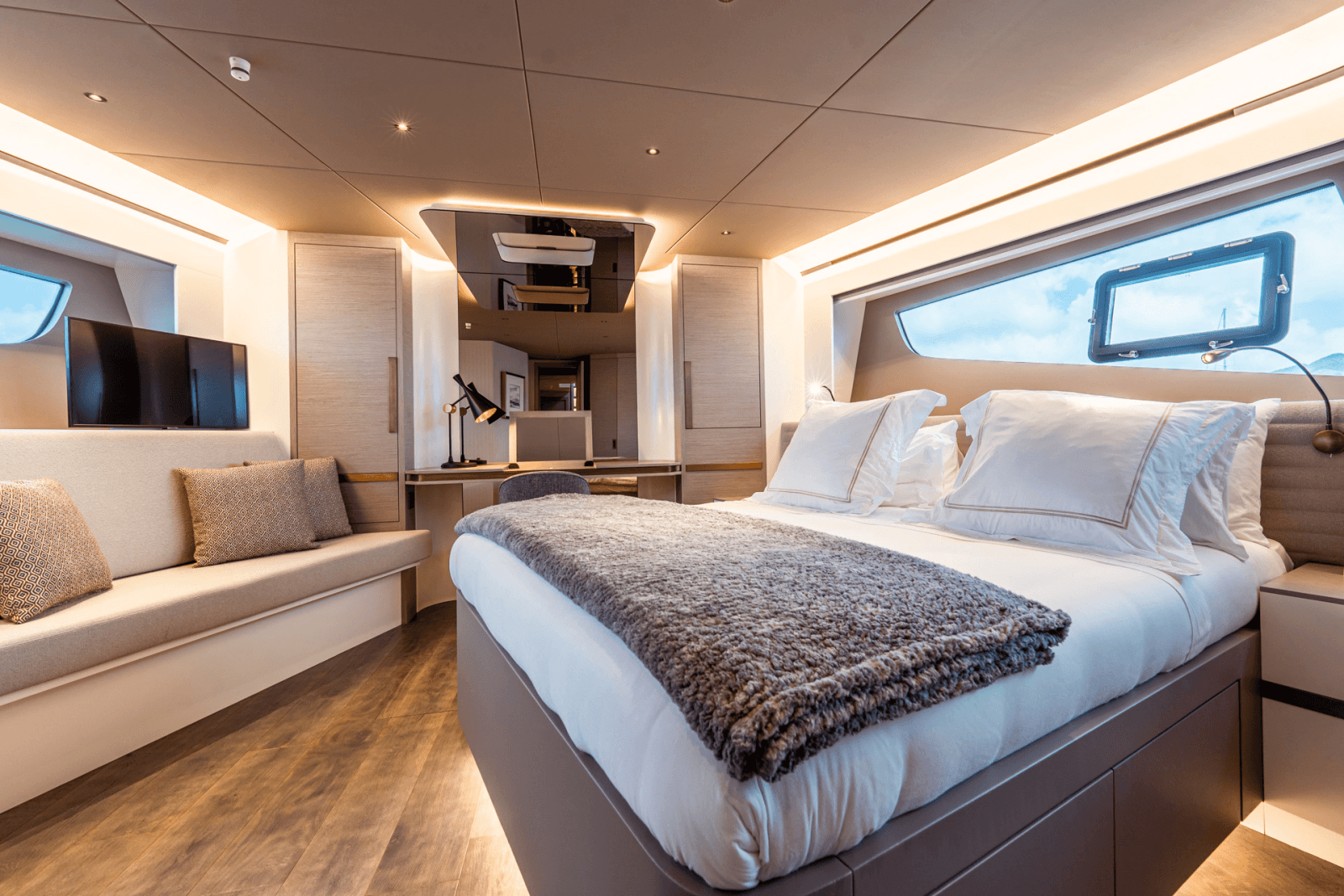 2023 Numarine 26XP - Photo 16