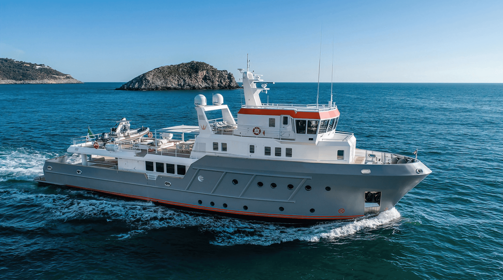 2028 Ocean King Explorer 130 - Photo 1
