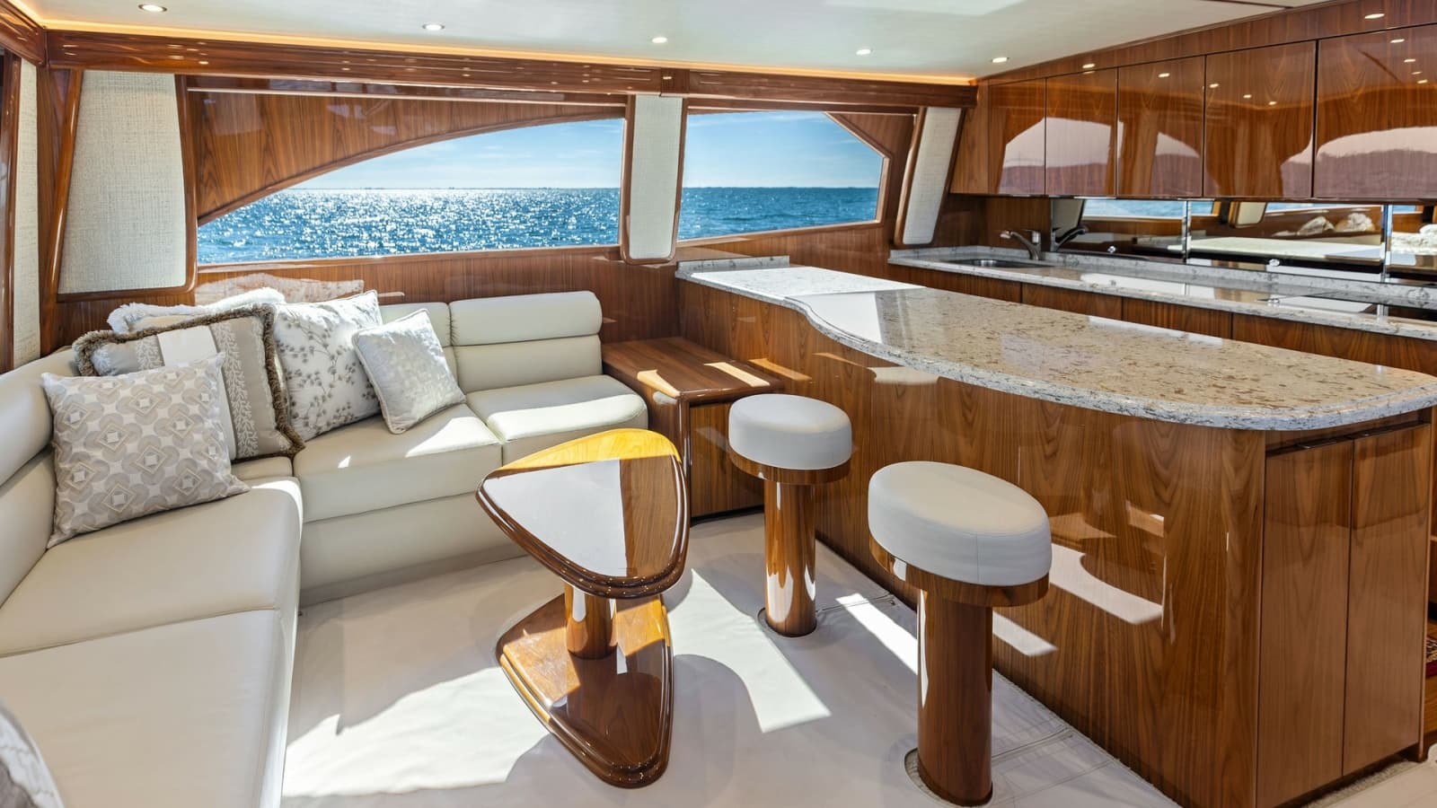 2018 Viking 62 Enclosed Bridge - Photo 22