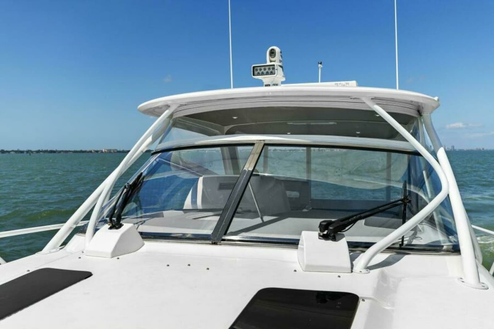 2019 Intrepid 475 Sport Yacht - Photo 36