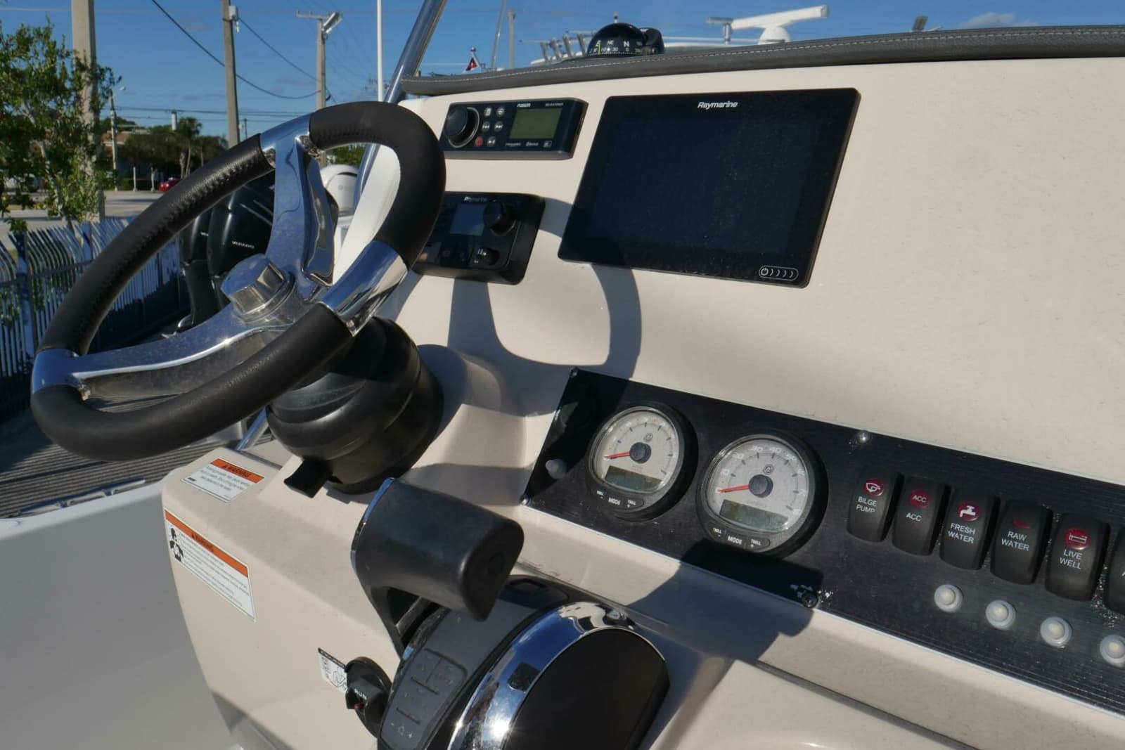 2020 Boston Whaler 210 Dauntless - Photo 12