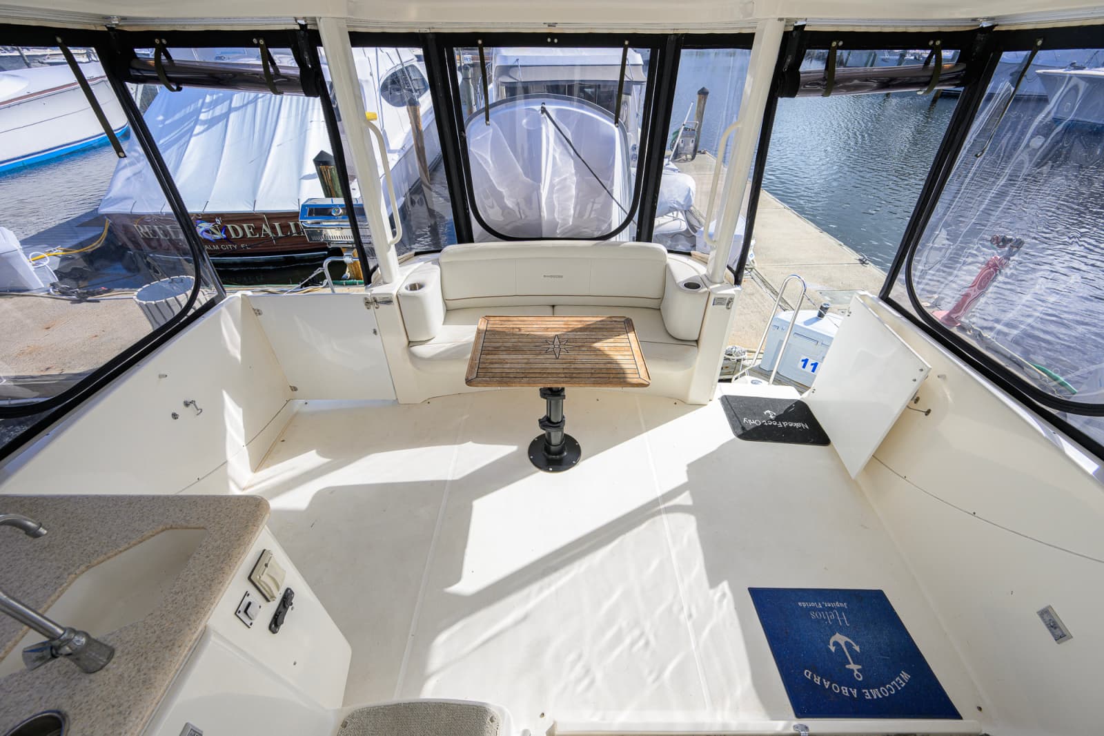 2005 Silverton 39 Motor Yacht - Photo 26