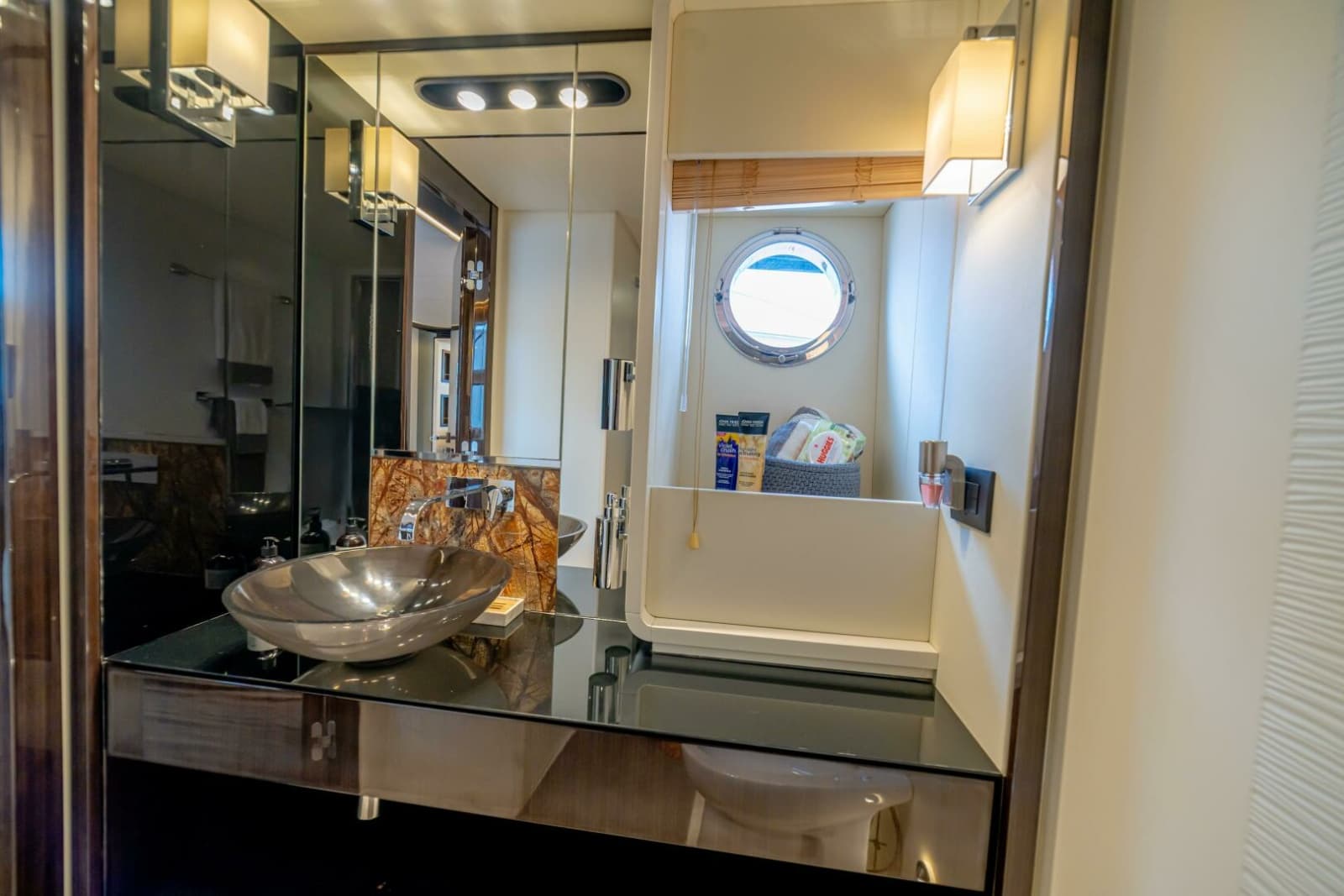 2017 Azimut 77S - Photo 98