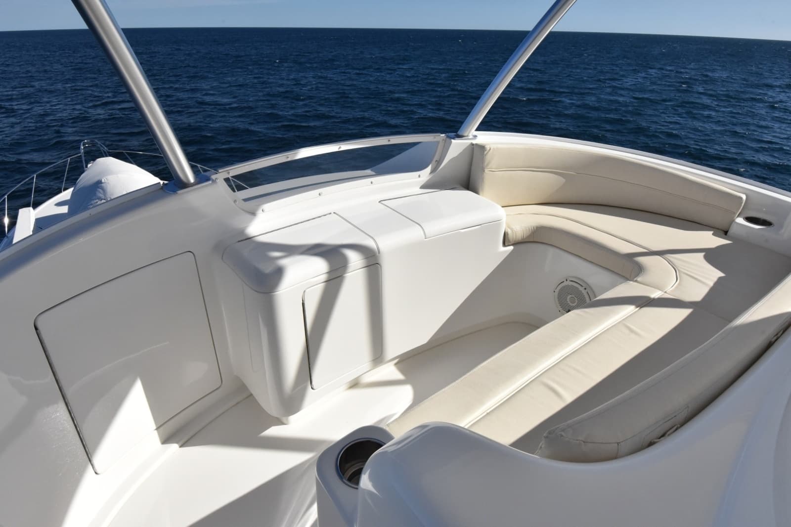 2019 Viking 80 Skybridge - Photo 153