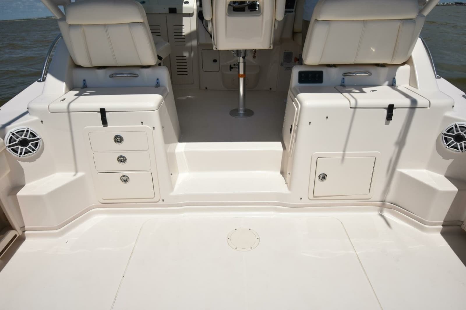2016 Grady-White 330 Express - Photo 34