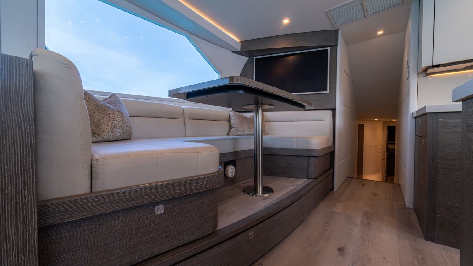 2024 Viking 64 Convertible - Photo 18