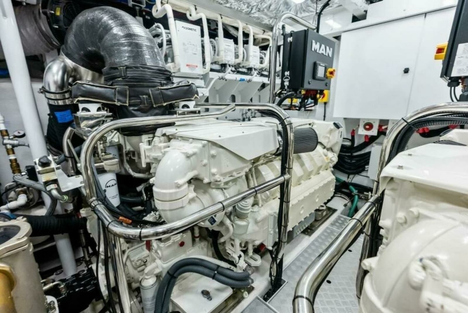 2024 Princess Y72 Motor Yacht - Photo 103