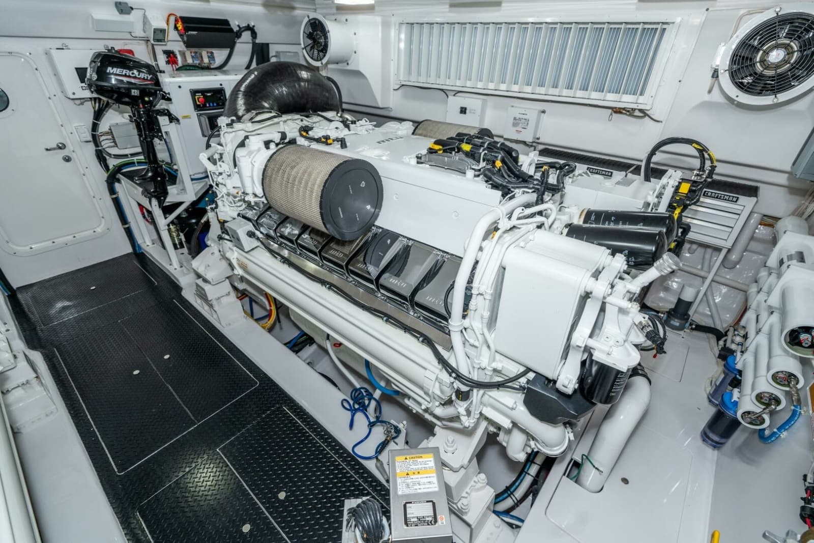 2025 Viking 90C - Photo 90
