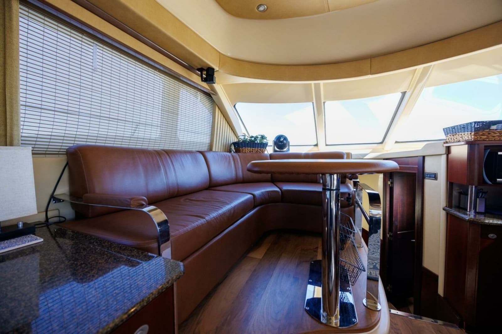 2006 Sea Ray 52 Sedan Bridge - Photo 15