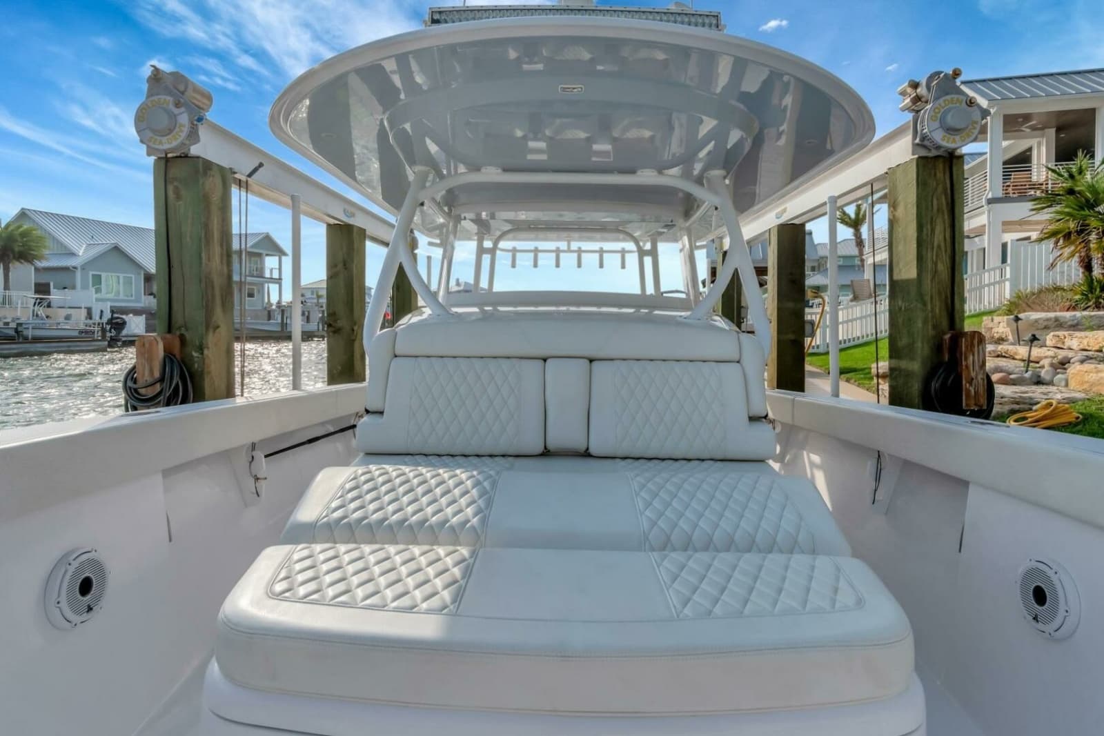 2023 Jupiter 43 Center Console - Photo 43