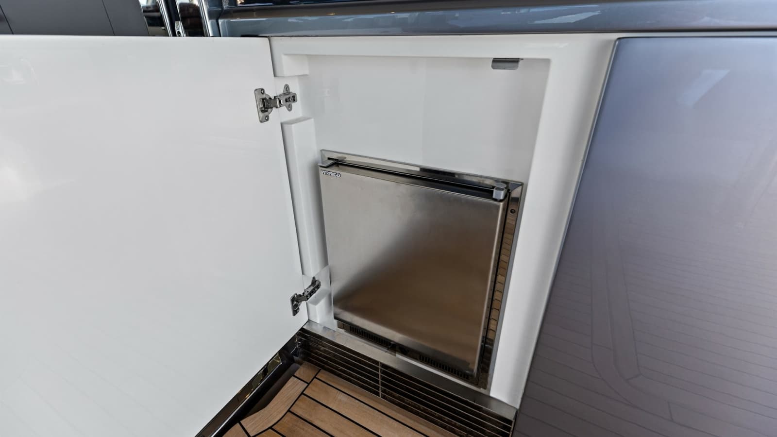 2026 Princess V55 - Photo 16