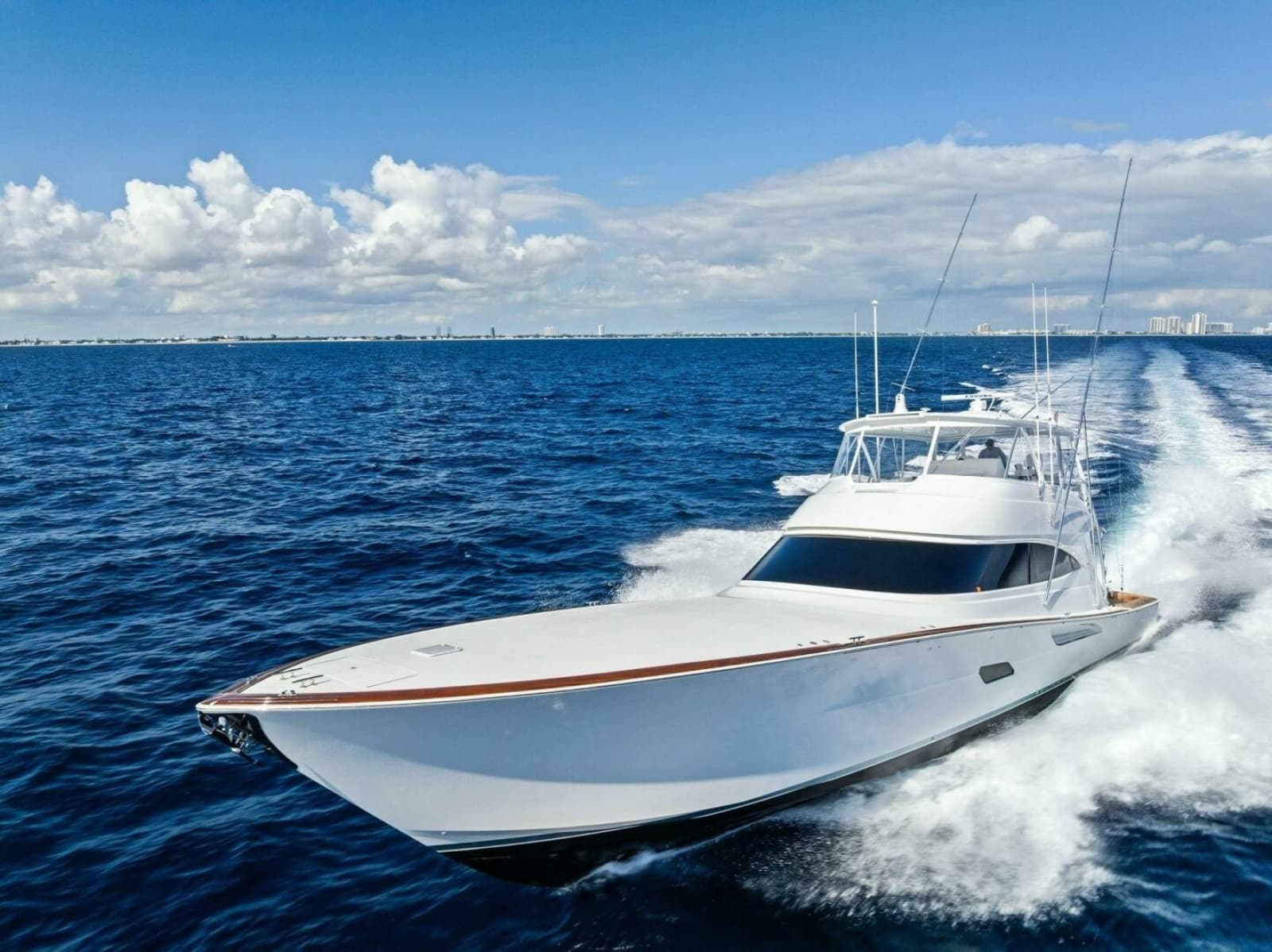 2026 Viking 82 Convertible - Photo 311