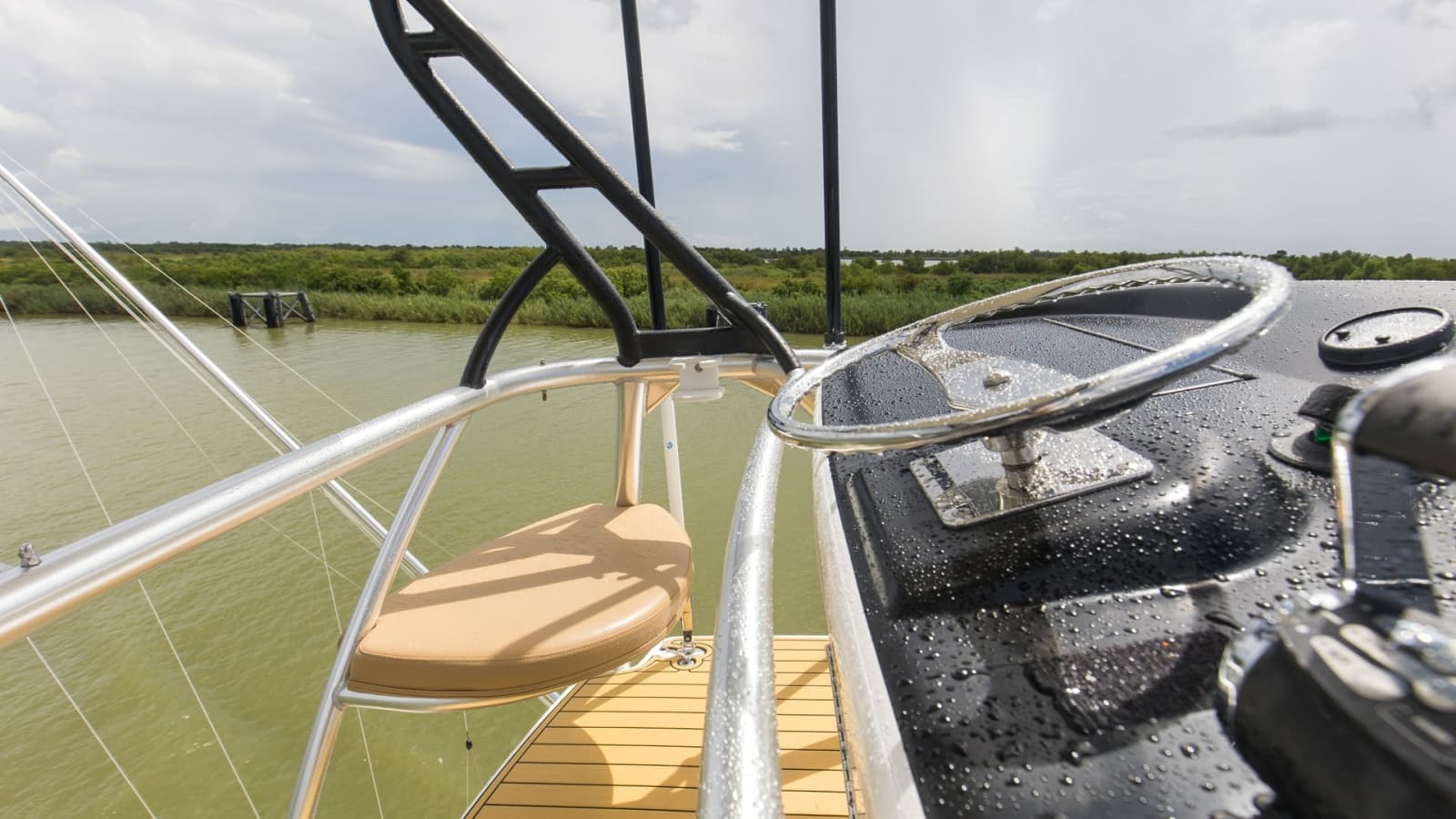 2017 Viking 72 Enclosed Bridge - Photo 48