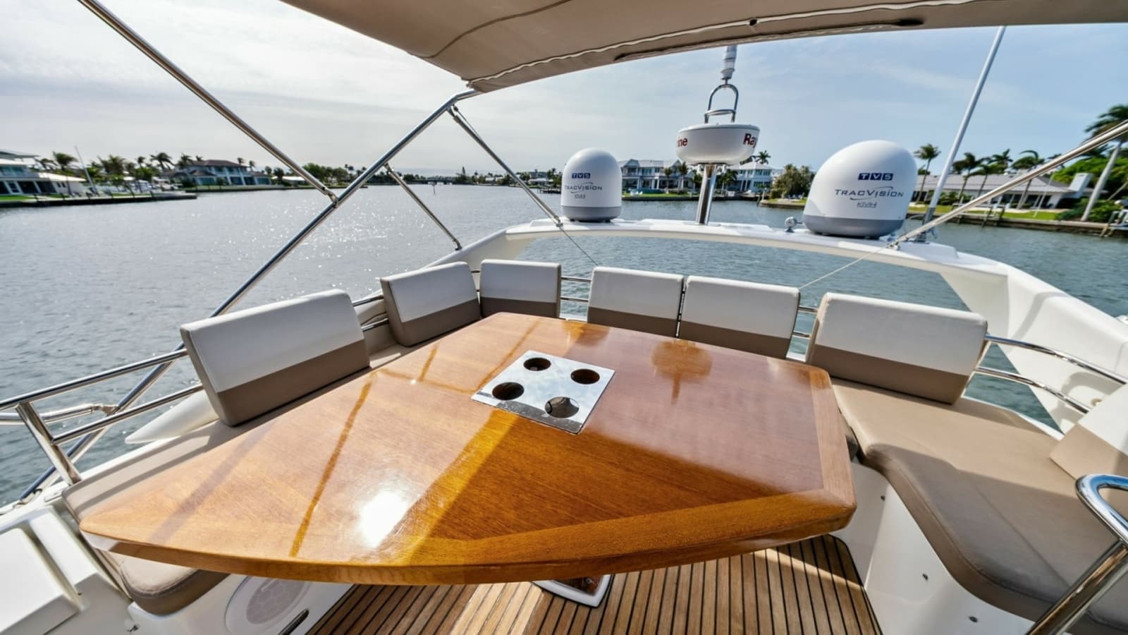 2015 Prestige 550 - Photo 15