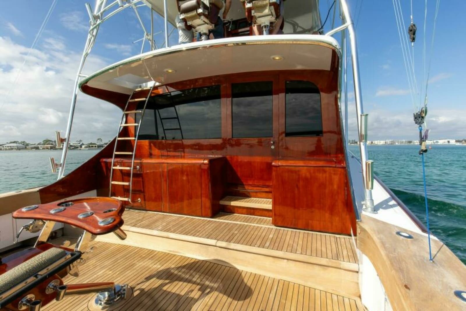 2004 Ebony Custom Sportfish 65 Convertible - Photo 33