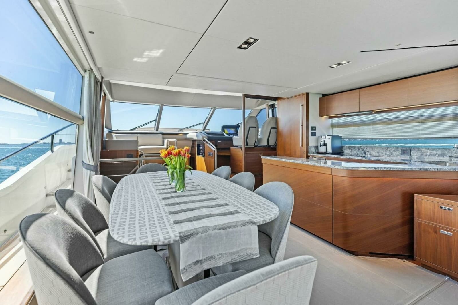 2018 Princess Y75 Motor Yacht - Photo 29