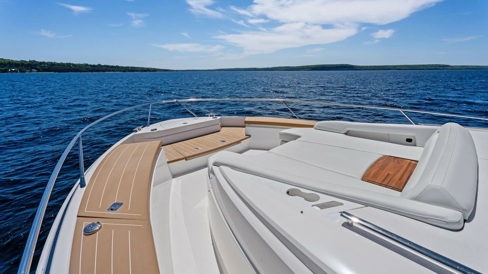 2025 Tiara Yachts EX 60 - Photo 38
