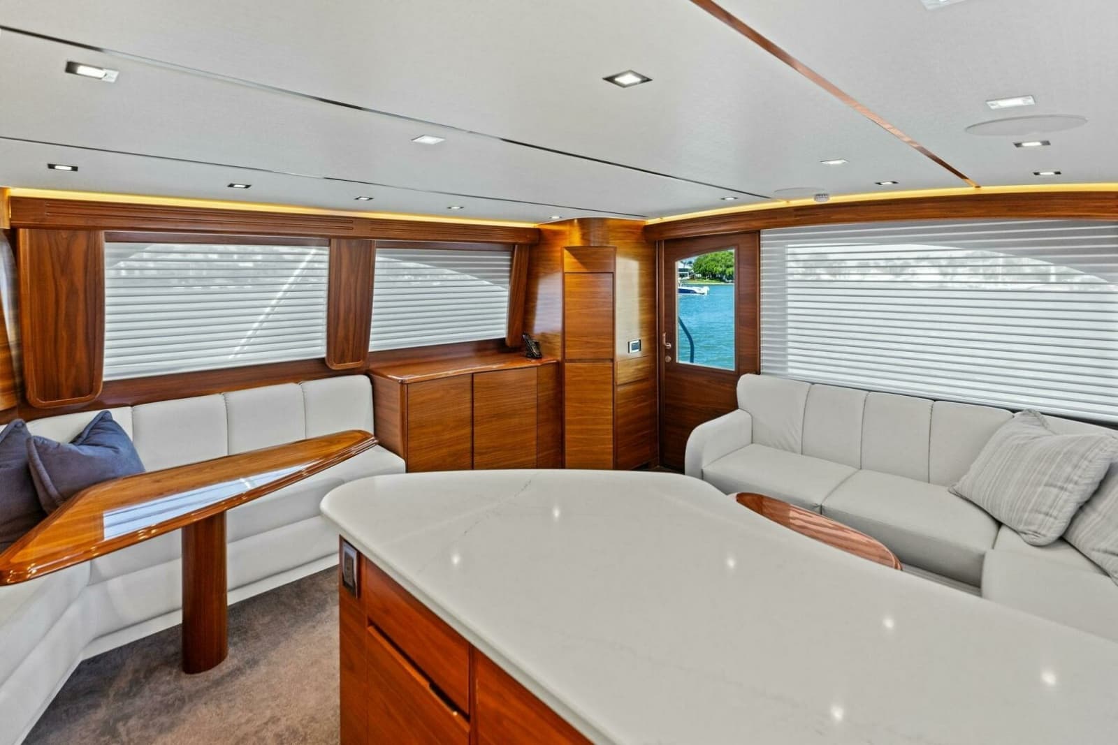 2023 Viking 54 Convertible - Photo 21