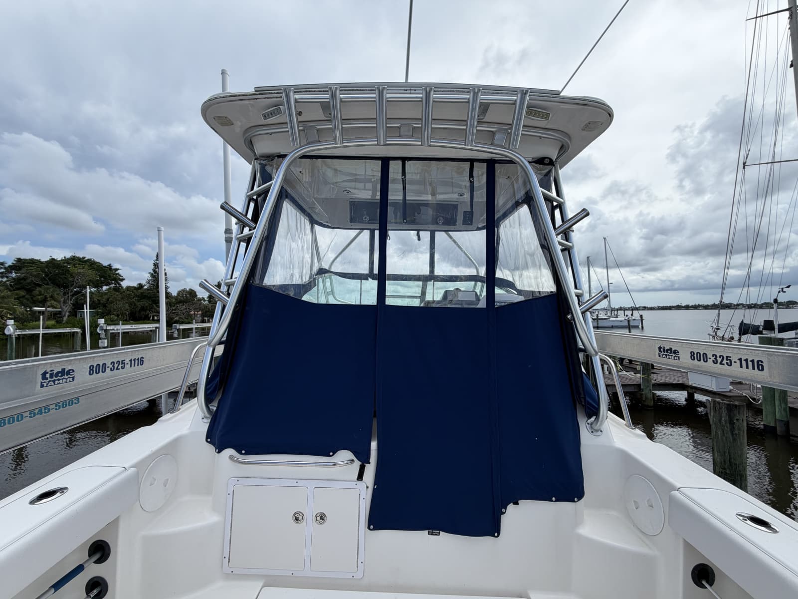 2016 Robalo R305 - Photo 29
