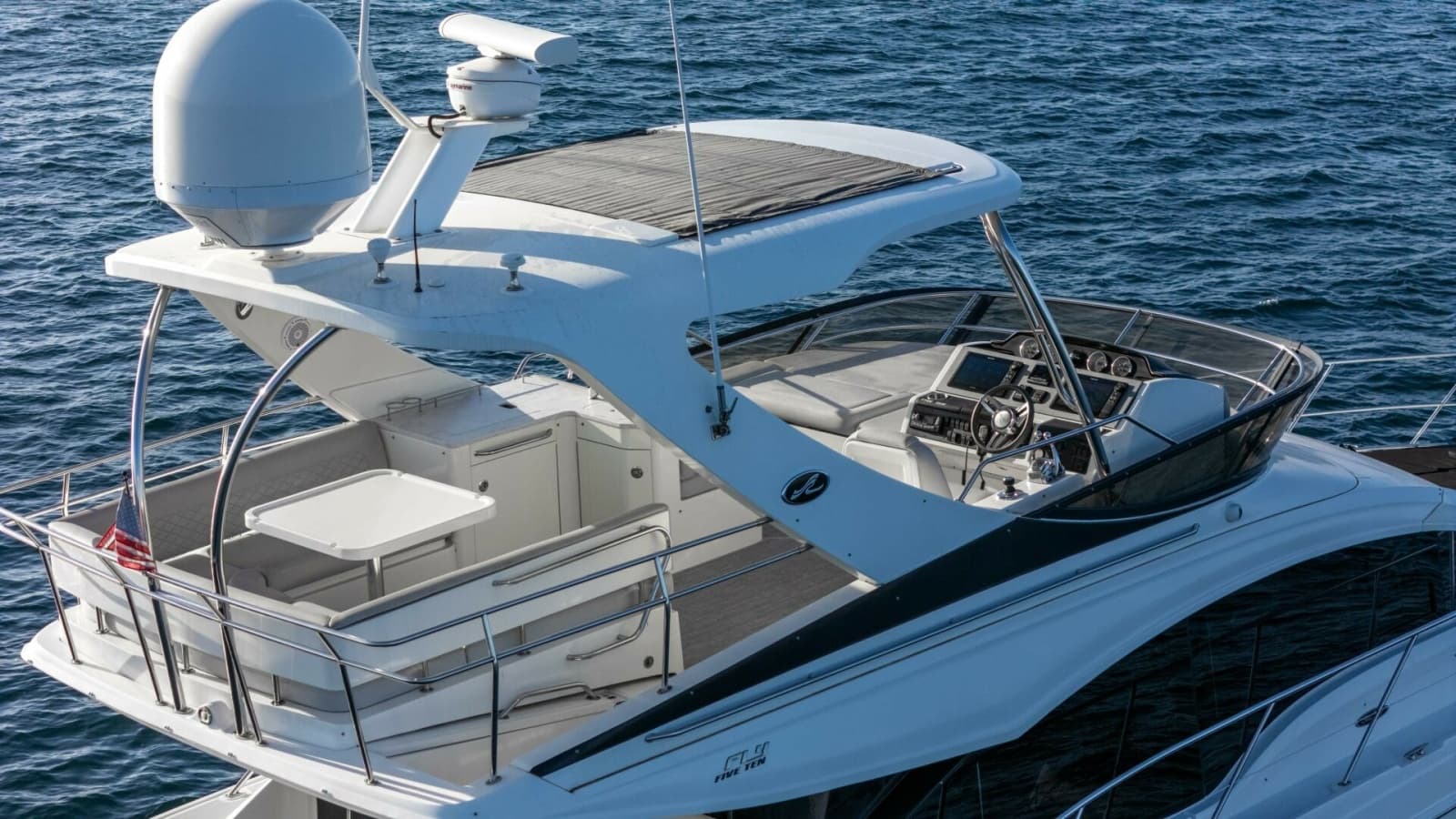 2017 Sea Ray 51 Flybridge - Photo 42