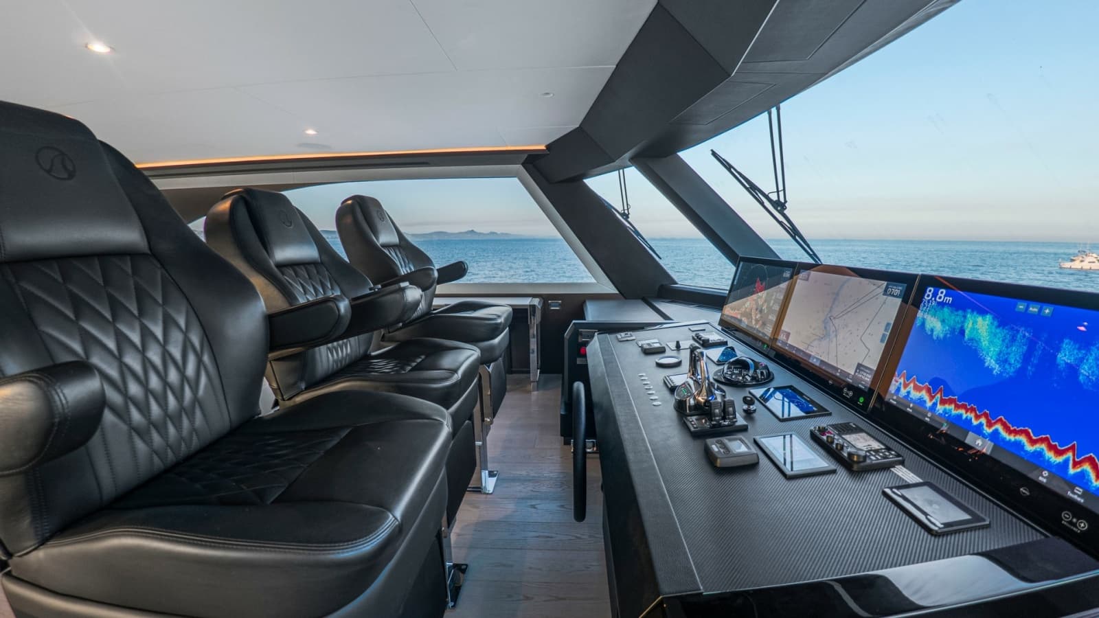 2024 Ocean Alexander 28E - Photo 62