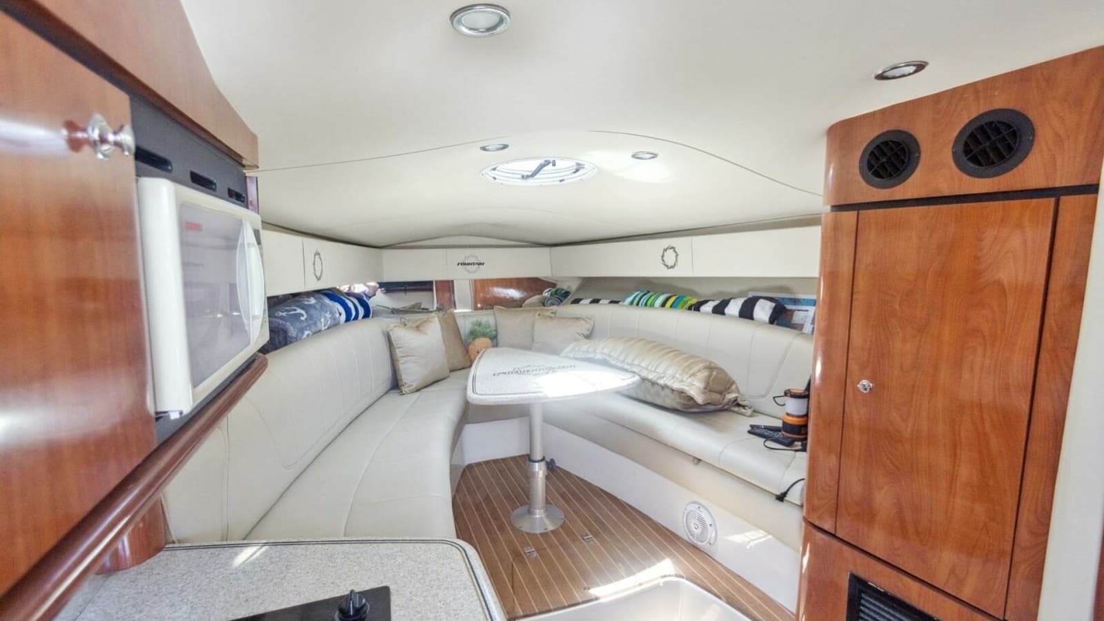 2008 Fountain 38 Sportfishing Cruiser - Photo 2
