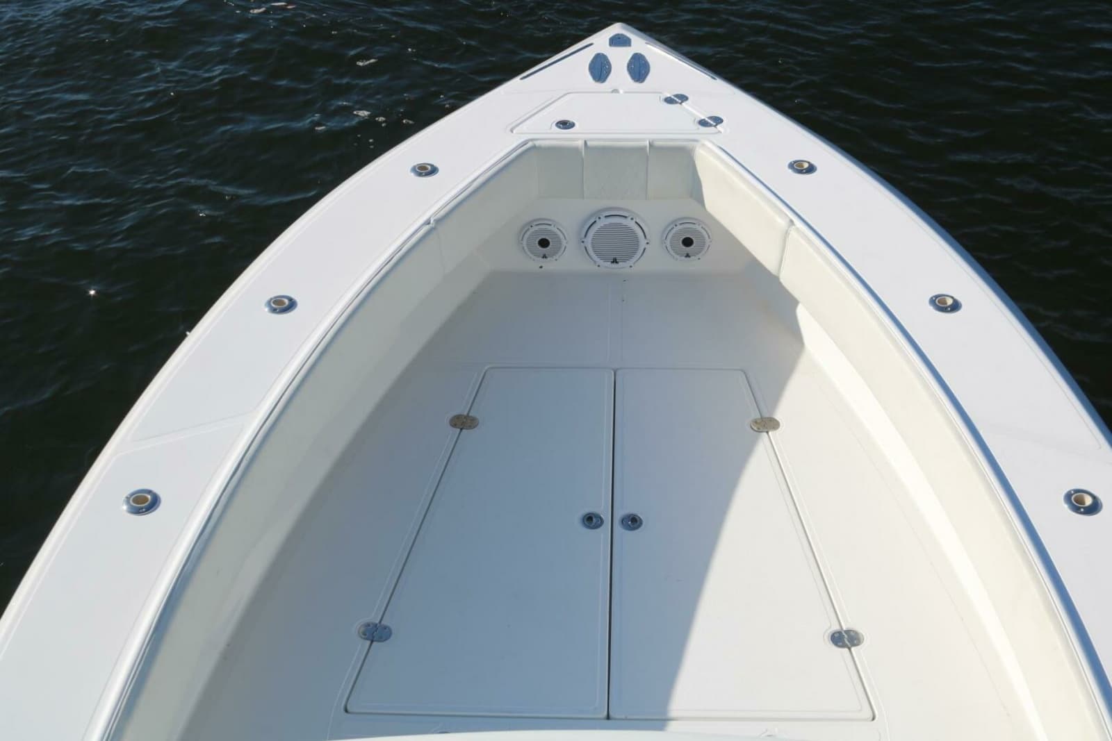 2008 Venture 39 Center Console - Photo 5