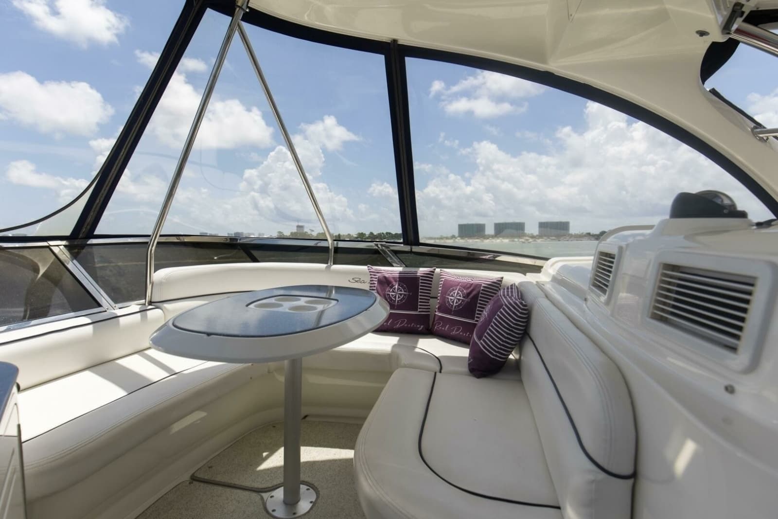 2007 Sea Ray 52 Sedan Bridge - Photo 21