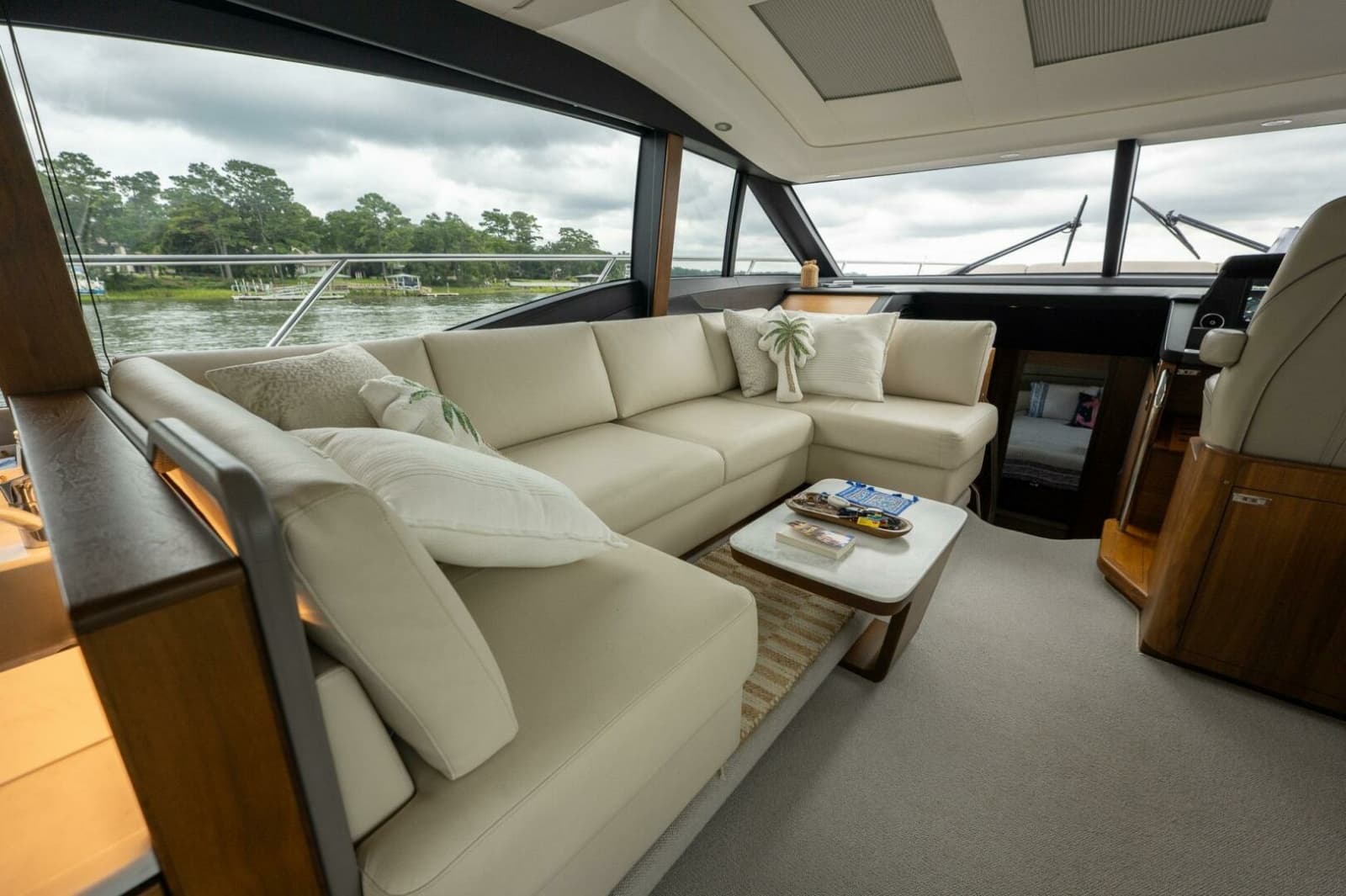2021 Princess S62 - Photo 42