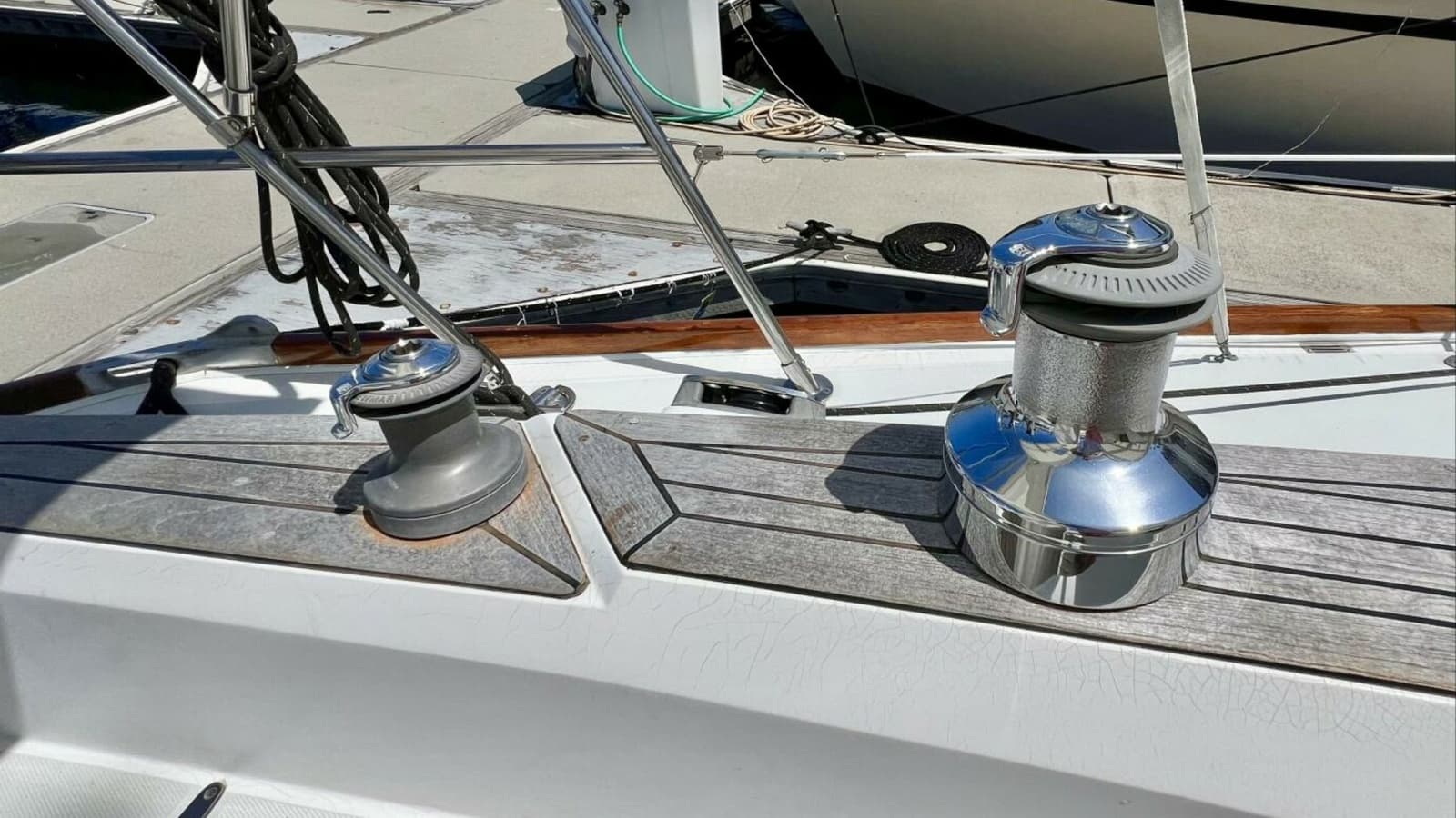 1999 Sabre 402 Sail - Photo 37