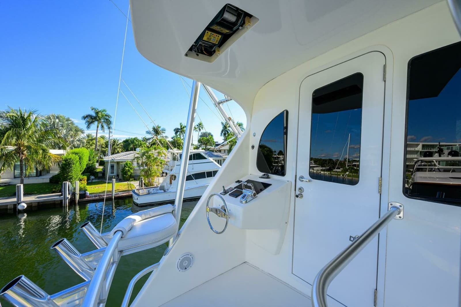 2014 Viking 76 Enclosed Bridge - Photo 53