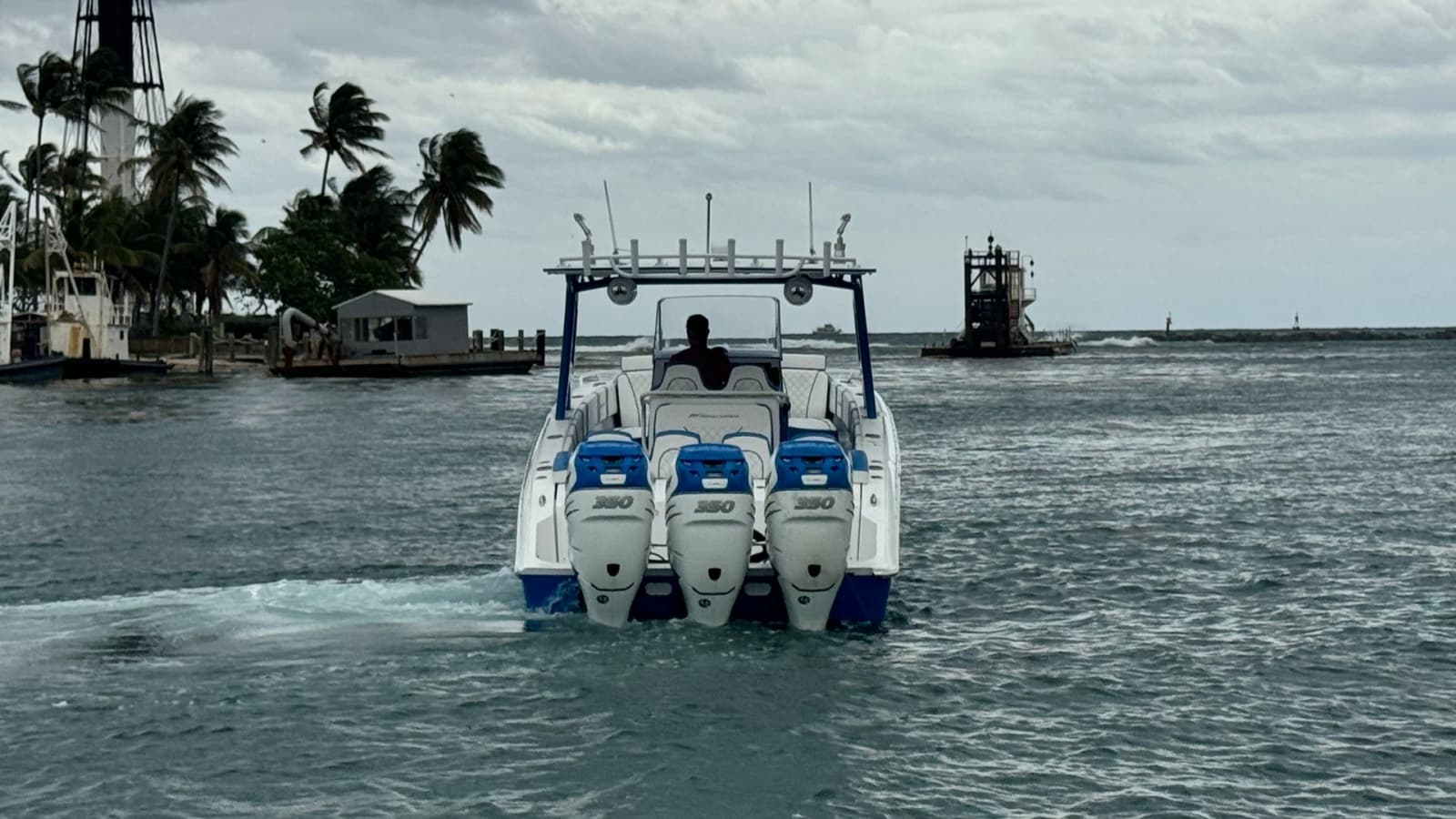 2016 Midnight Express 39S Cuddy - Photo 14