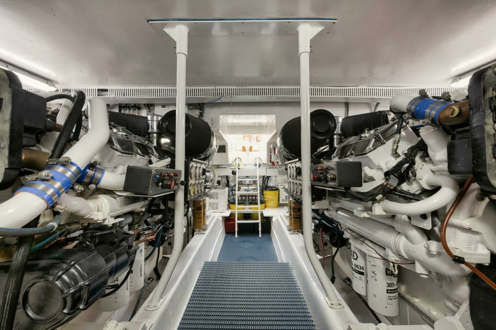 2005 Ocean 73 Super Sport - Photo 30