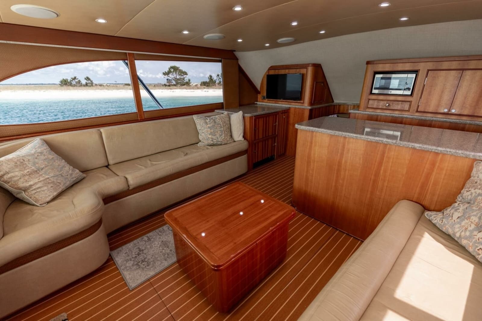 2000 Custom Carolina 50 Convertible - Photo 17