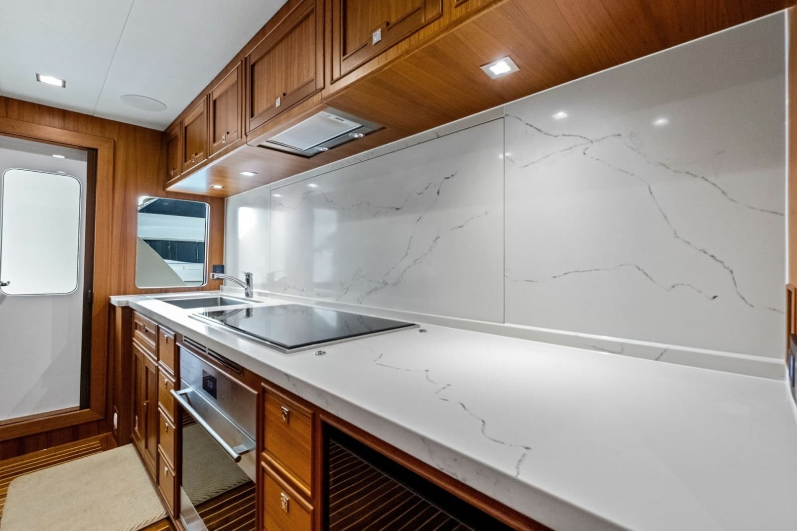 2024 Marlow 90V - Photo 41