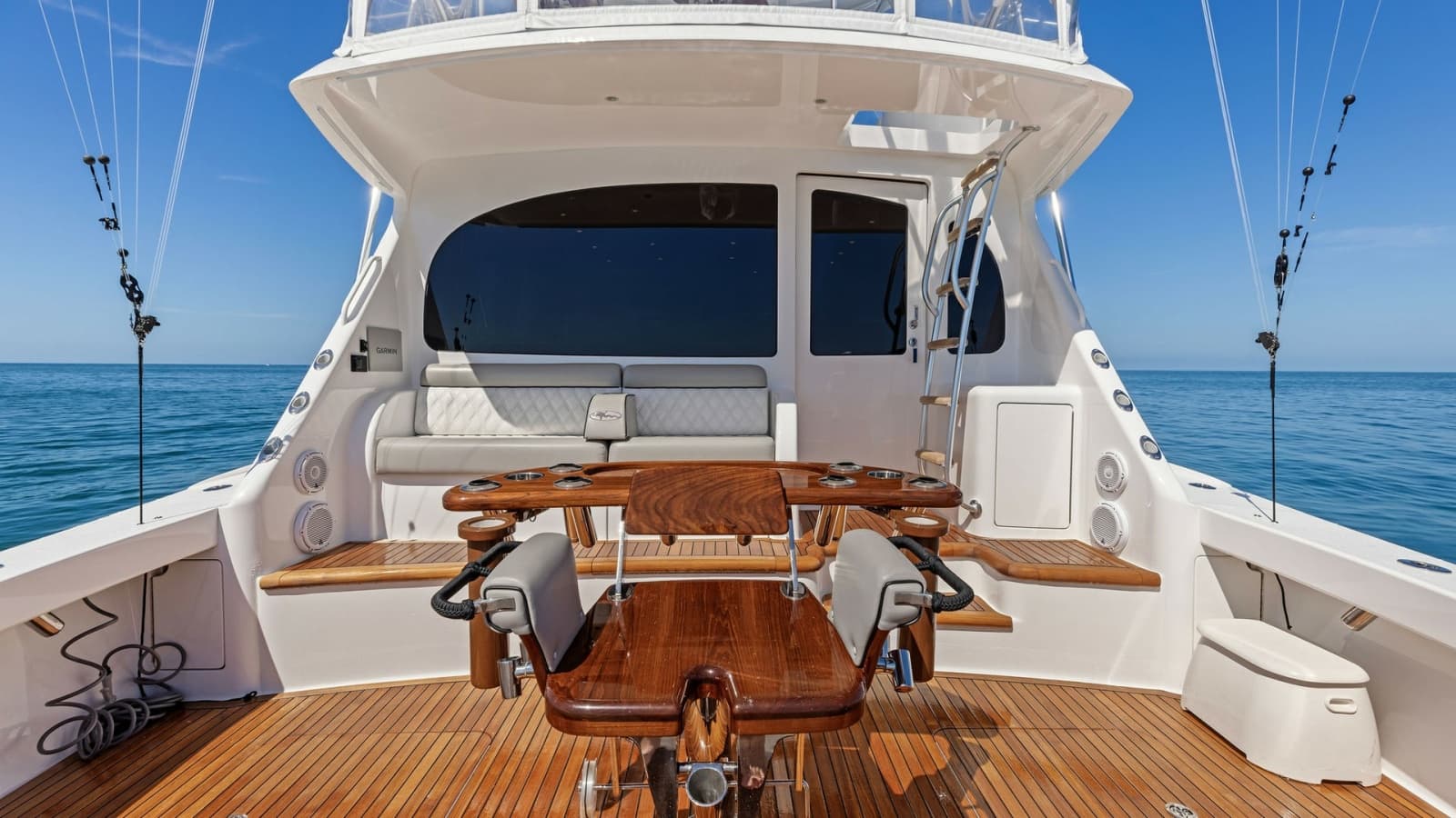 2024 Viking 54 Convertible - Photo 5
