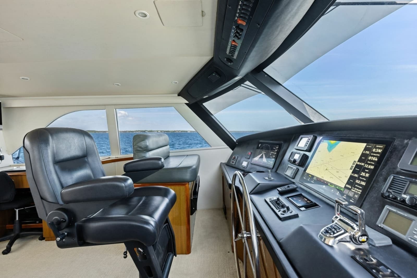 2008 Viking 68 Skybridge - Photo 39