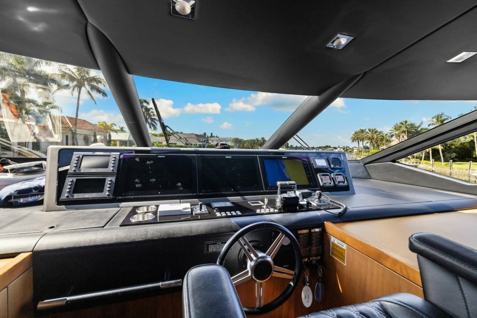 2018 Sunseeker 95 Motoryacht - Photo 34