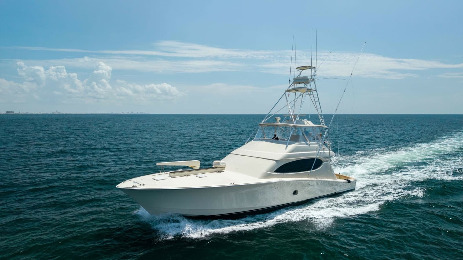 2007 Hatteras 68 Convertible - Photo 65