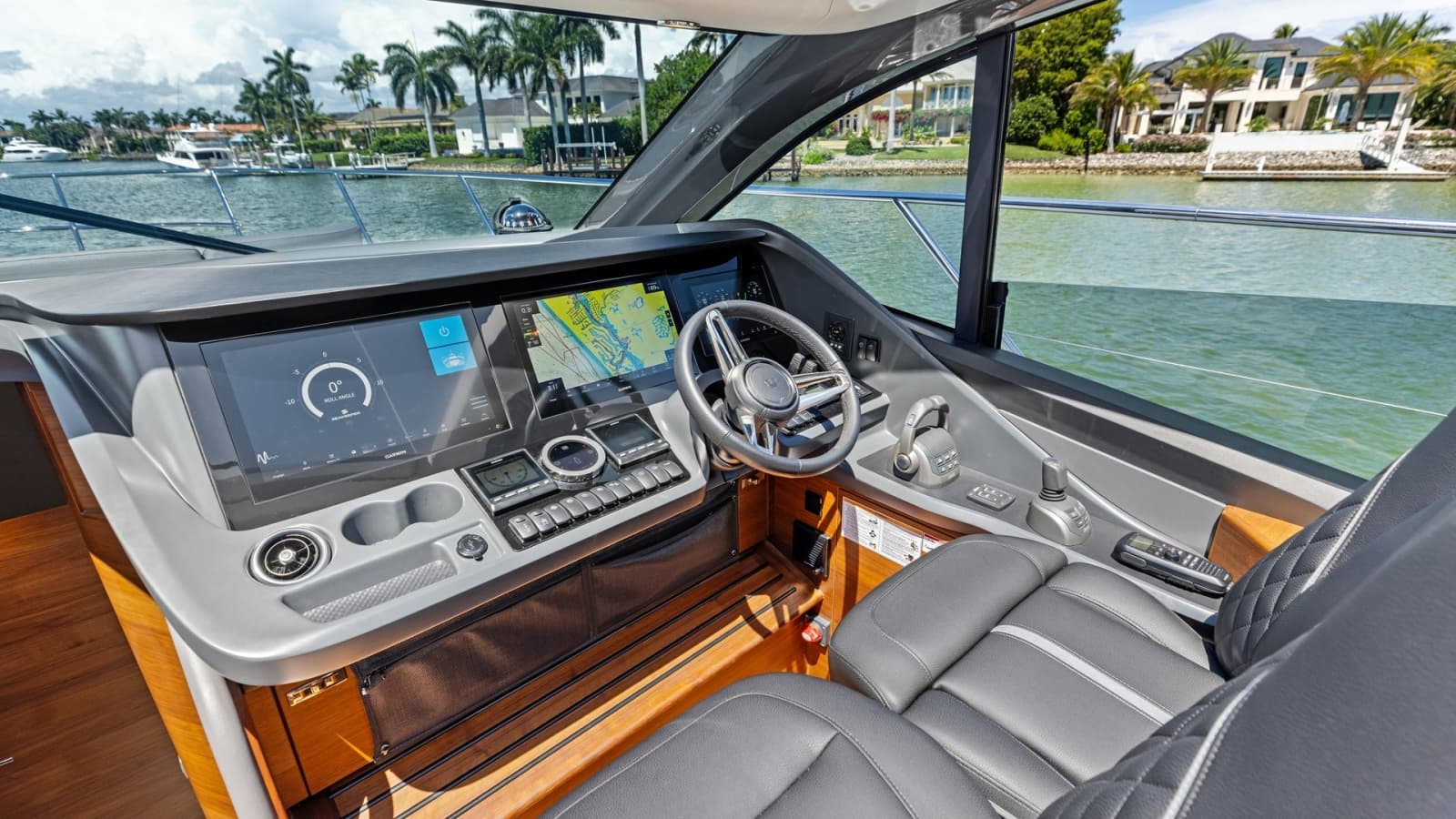 2026 Princess V55 - Photo 21