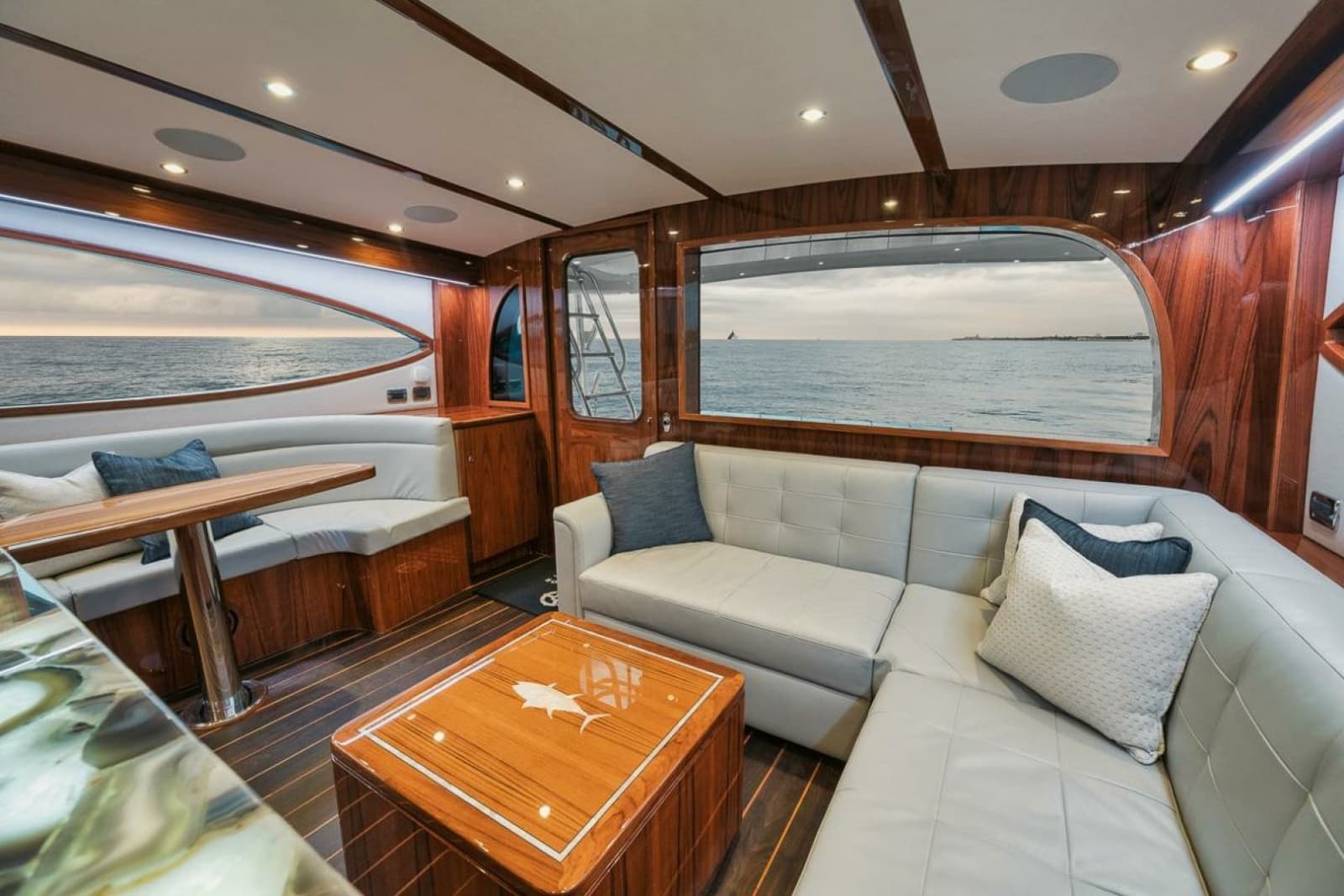 2020 Hatteras Convertible GT59 - Photo 4