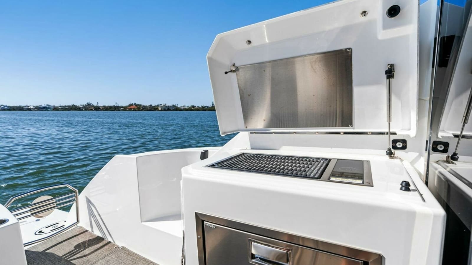 2019 Cruisers Yachts 45 Cantius - Photo 41