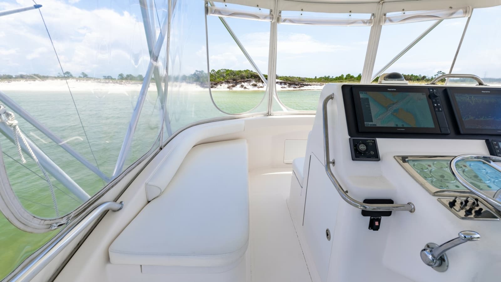 2003 Cabo 43 Convertible - Photo 26