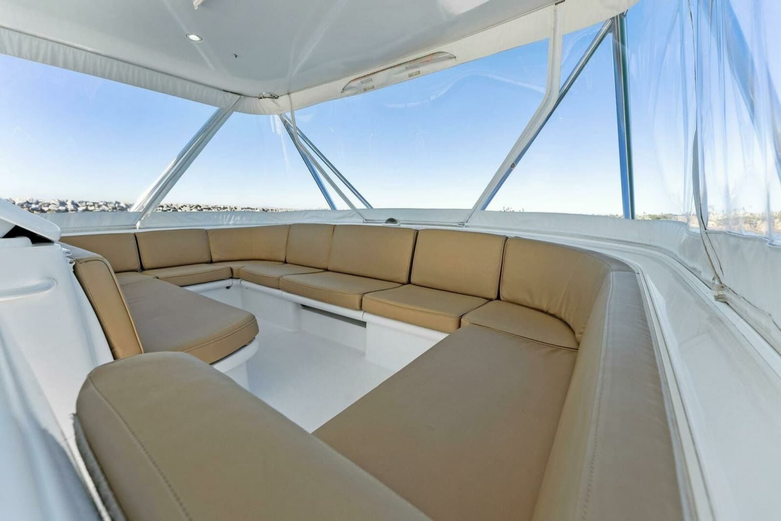 2007 Hatteras 64 Convertible - Photo 42