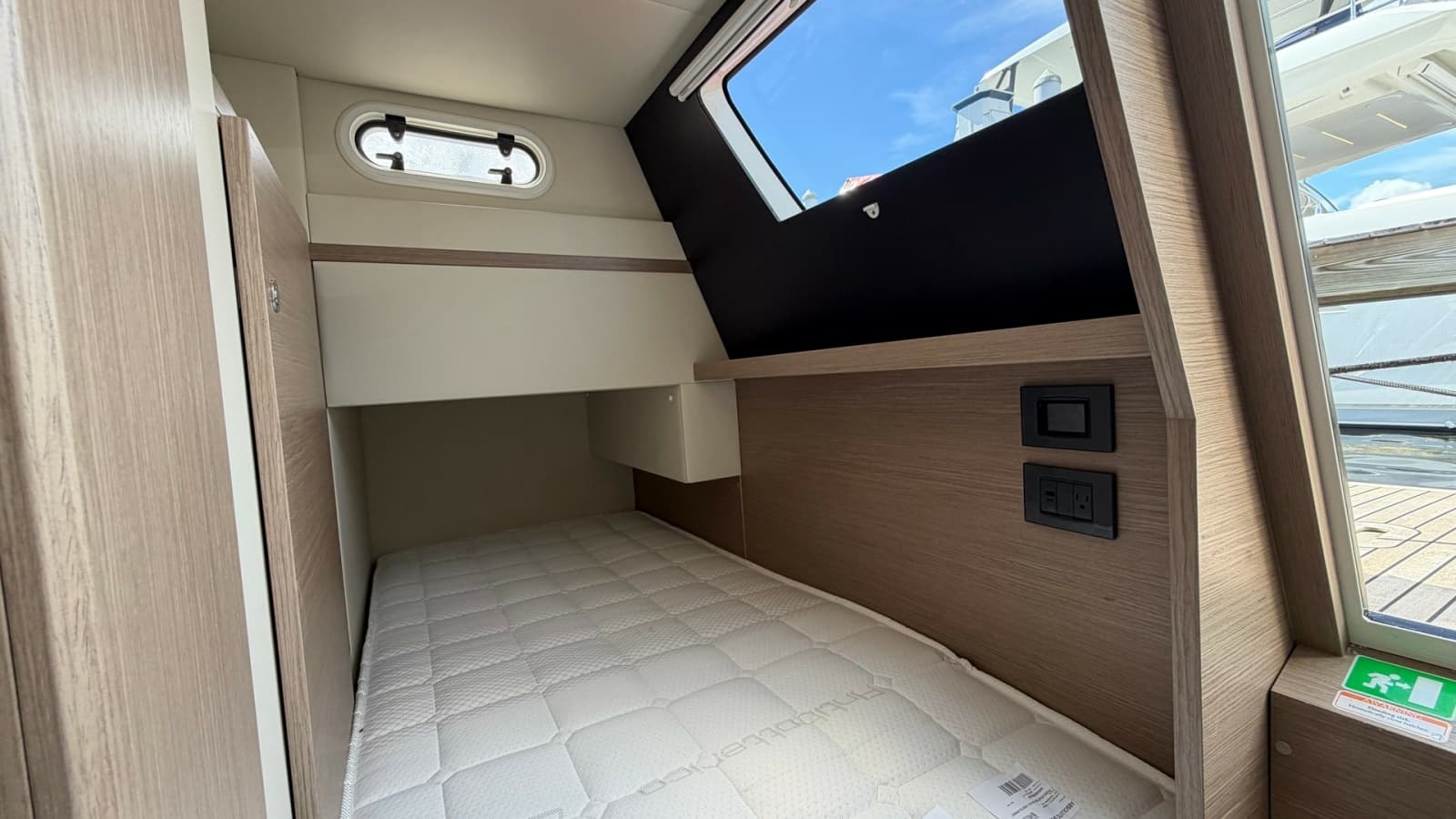 2026 Absolute Navetta 58 - Photo 52