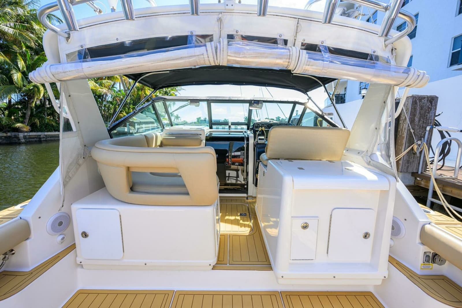 2002 Tiara Yachts 3100 LE - Photo 19