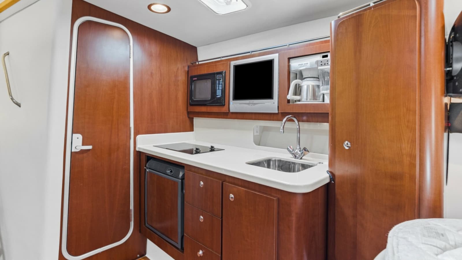 2006 Wellcraft 360 Coastal - Photo 7