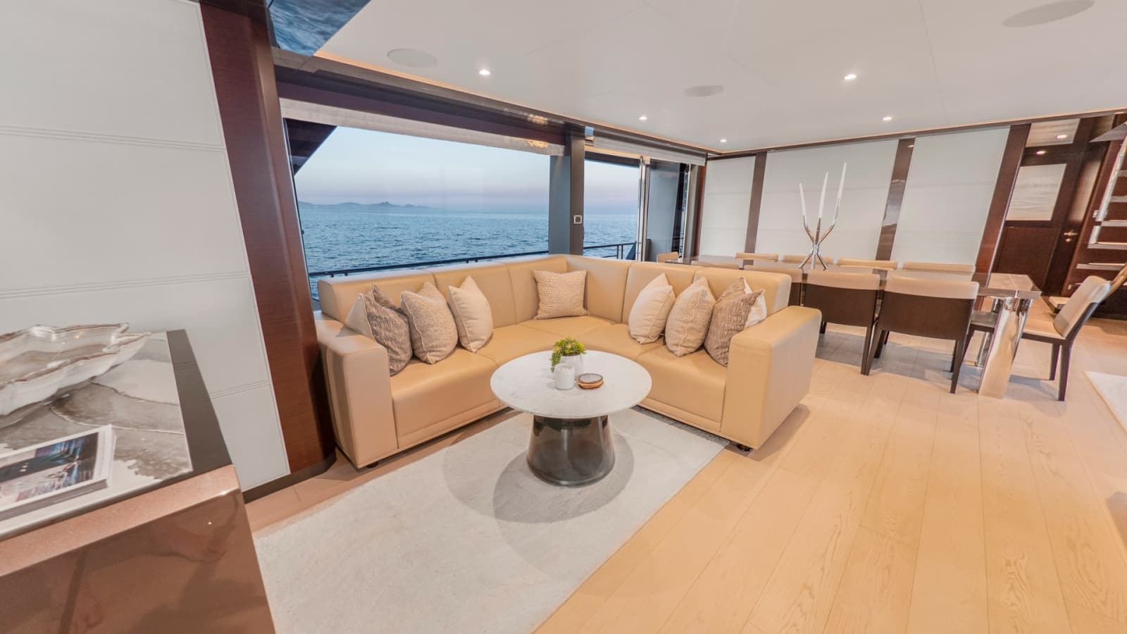 2024 Ocean Alexander 28E - Photo 6